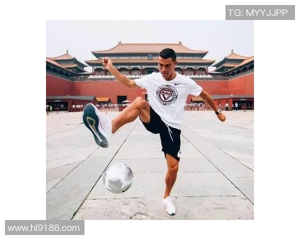 魔方拼出足球明星的精彩瞬间与技巧展示视频合集